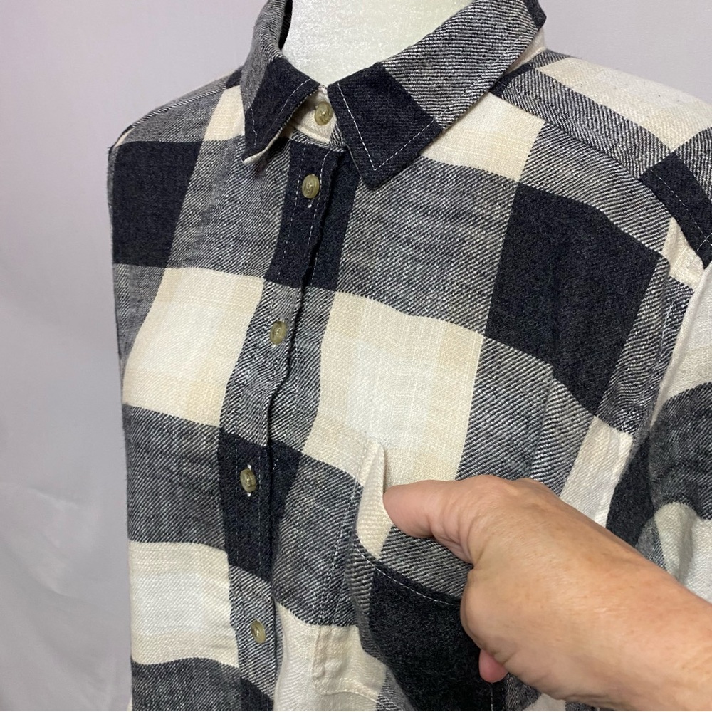 NWT American Eagle Boyfriend Fit Amazingly Soft  Flannel Shirt Size S #1358 - Picture 3 of 12